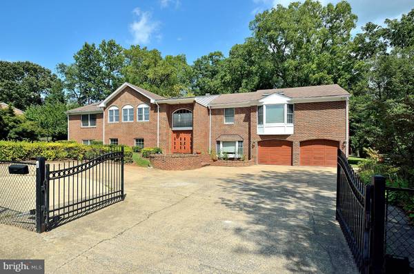 6500 OLD CHESTERBROOK RD, Mclean, VA 22101