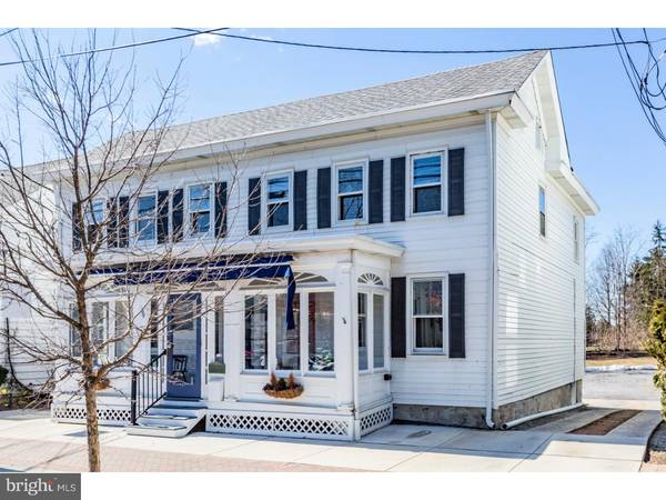 39 N MAIN ST, Cranbury, NJ 08512