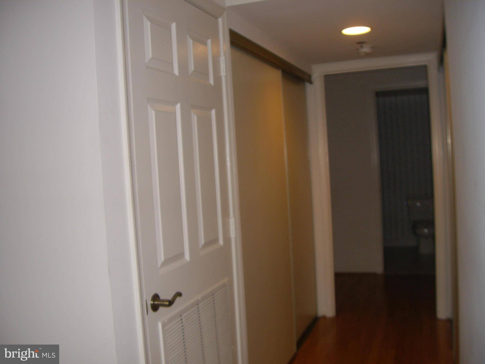 Silver Spring, MD 20906,14801 PENNFIELD CIR #411