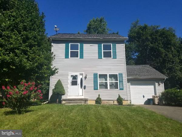 12 THERESA ST, Ewing, NJ 08618