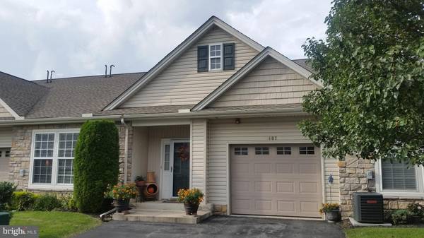 407 CRESTVIEW LN, Stewartstown, PA 17363