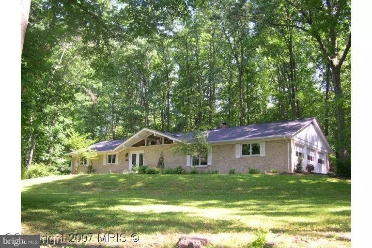 Clifton, VA 20124,7428 CLIFTON RD