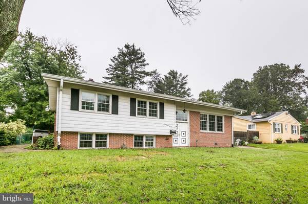 8811 FLAGSTONE DR, Randallstown, MD 21133