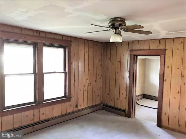 Houston, DE 19954,131 RAILROAD AVE