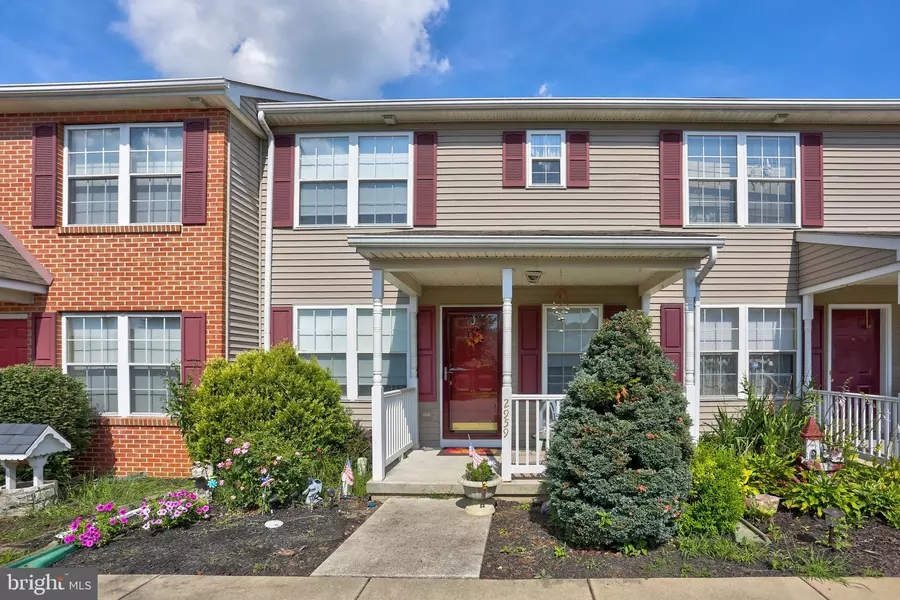 2959 ASTER LN, Lititz, PA 17543