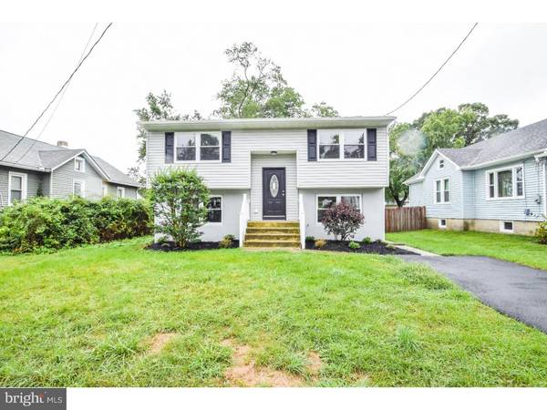 220 E WASHINGTON AVE, Magnolia, NJ 08049