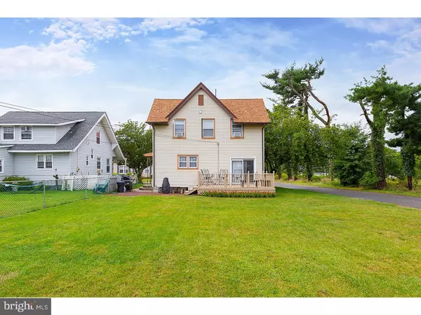 Gibbstown, NJ 08027,64 LOGAN AVE