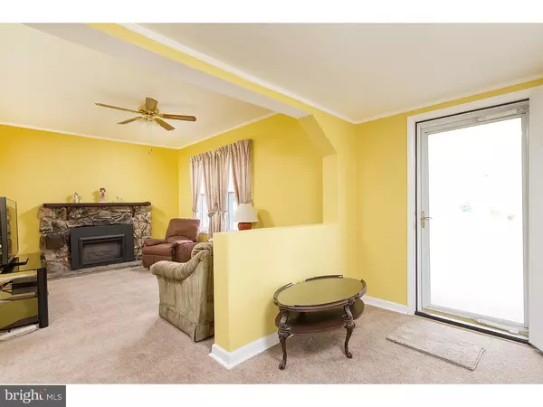 Gibbstown, NJ 08027,64 LOGAN AVE