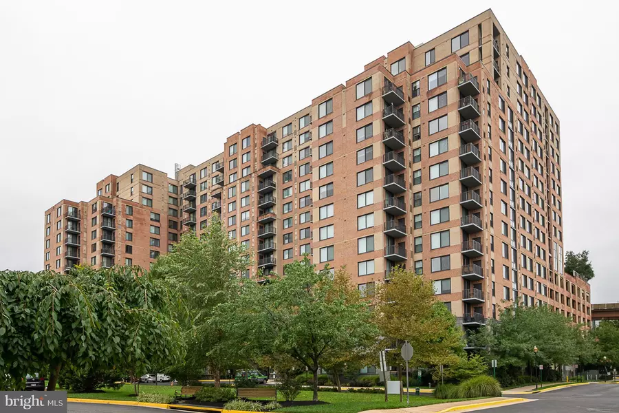 2451 MIDTOWN AVE #1308, Alexandria, VA 22303