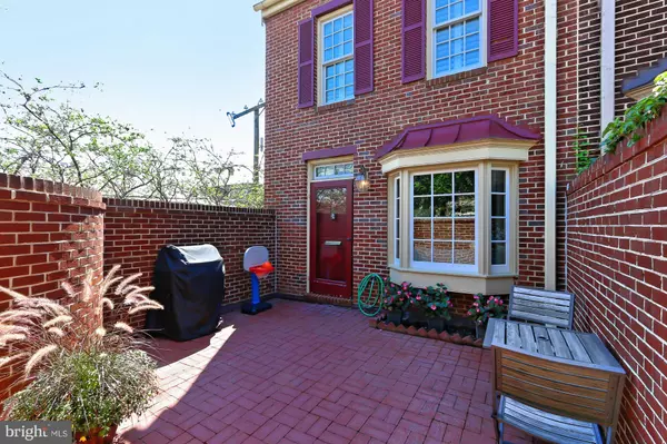 552 SAINT ASAPH ST, Alexandria, VA 22314