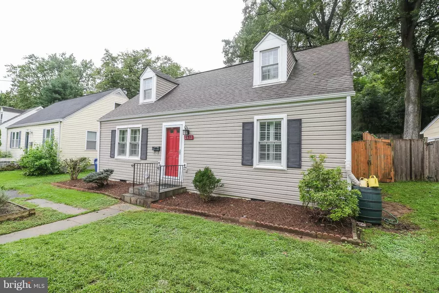 2812 BOLLING RD, Falls Church, VA 22042