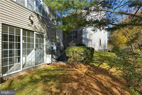 Fairfax, VA 22033,12105 GREEN LEDGE CT  #101 CT #45