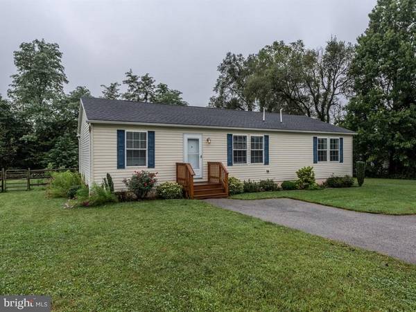 1390 NEW BRIDGEVILLE RD, Red Lion, PA 17356