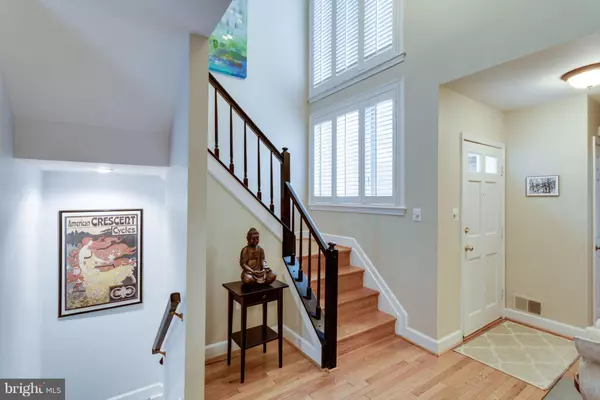 Mclean, VA 22101,1465 HAMPTON HILL CIR