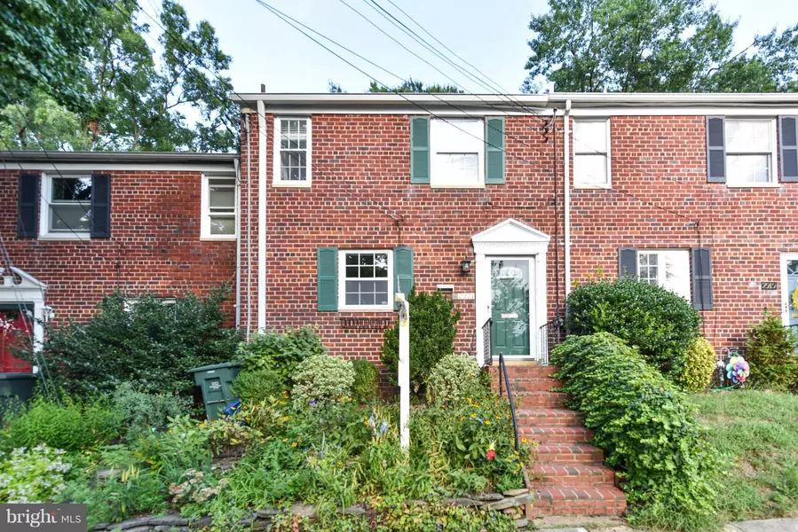 2921 MOSBY ST, Alexandria, VA 22305