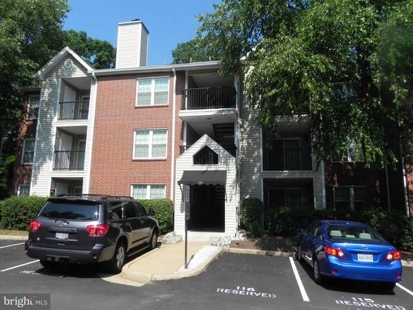 3303 WYNDHAM CIR #347, Alexandria, VA 22302