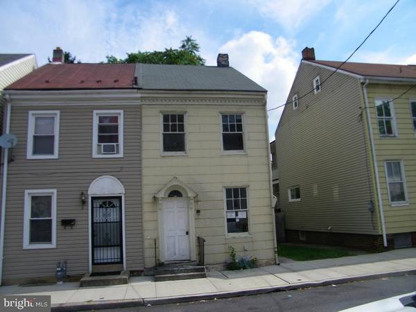 537 SMITH ST, York, PA 17404