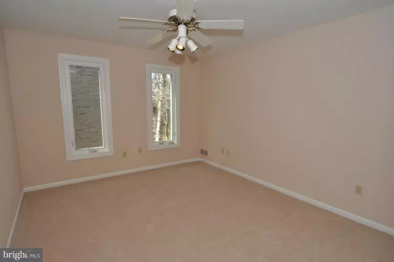 Fairfax, VA 22030,9900 GREAT OAKS WAY