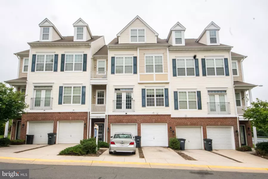 1852 CEDAR COVE WAY #101, Woodbridge, VA 22191