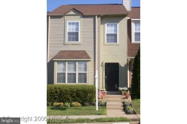 6808 COTTINGHAM LN, Centreville, VA 20121