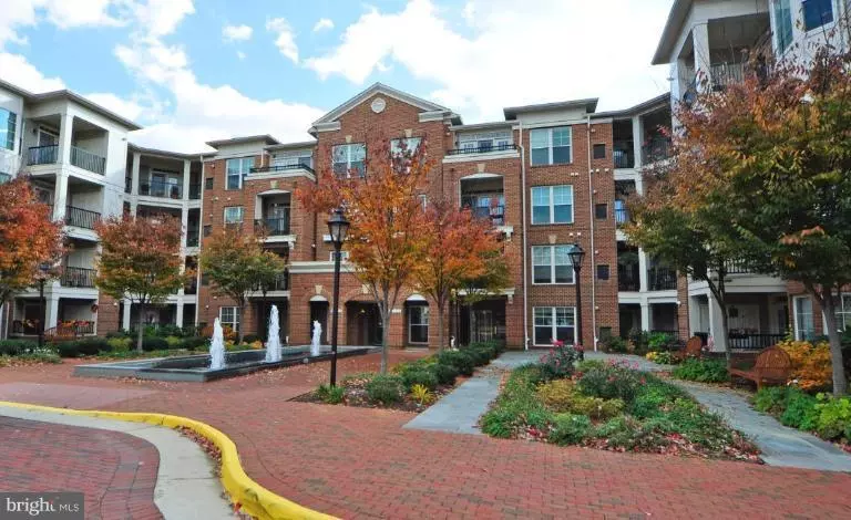 2903 SAINTSBURY PLZ #404, Fairfax, VA 22031