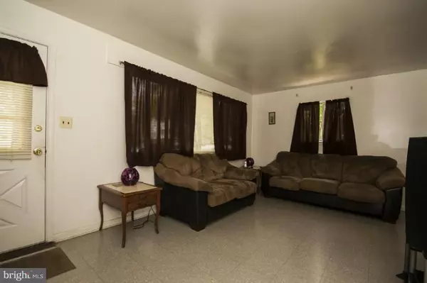 6603 FAIRMOUNT AVE, 21215baltiimore, MD 21215