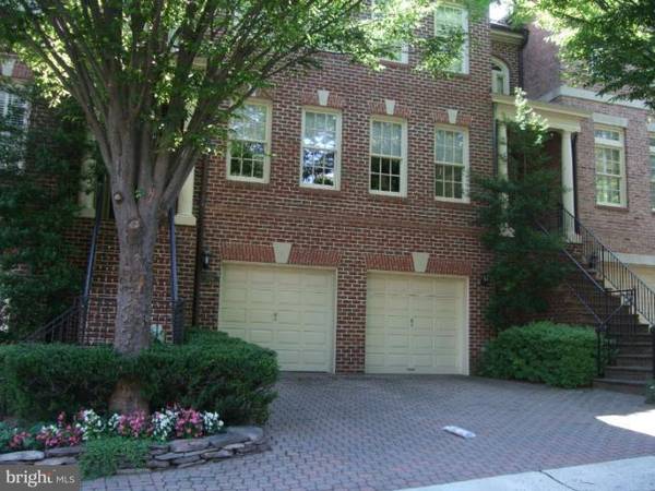 2029 MAYFAIR MCLEAN CT, Falls Church, VA 22043