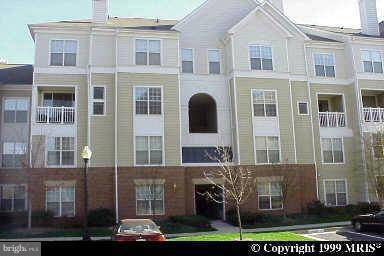 2204 WESTCOURT LN #308, Herndon, VA 20170