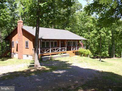 1582 CONNER'S HOLLOW, Great Cacapon, WV 25422