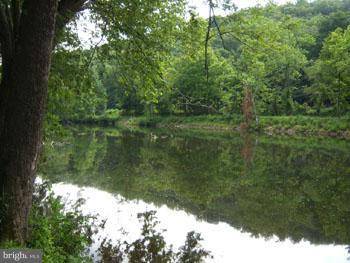 CACAPON RIVER, Great Cacapon, WV 25422