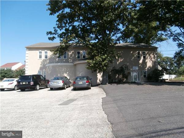 335 EVESHAM AVE, Lawnside, NJ 08045