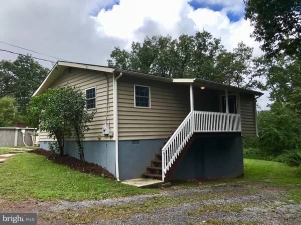 521 TRAPPER RDG, Hedgesville, WV 25427