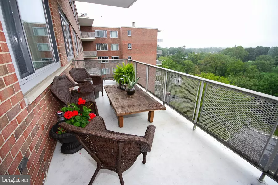 11 SLADE AVE #808, Baltimore, MD 21208