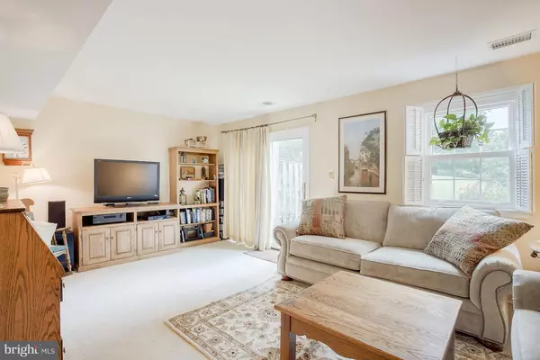 Columbia, MD 21045,5767 YELLOWROSE CT