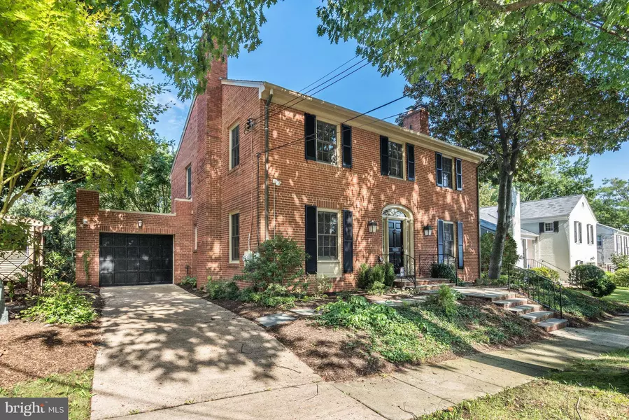 2937 GARFIELD TER NW, Washington, DC 20008