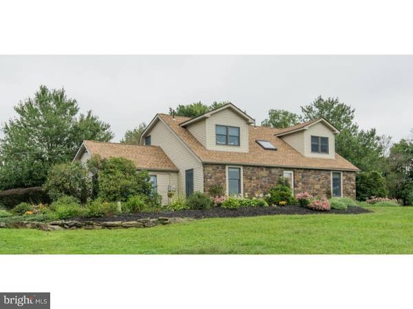 517 E CREAMERY RD, Hilltown, PA 18944