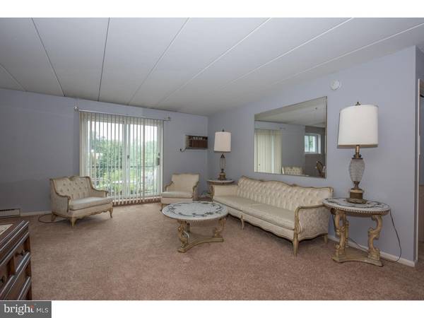 3421 WEST CHESTER PIKE #B40, Newtown Square, PA 19073