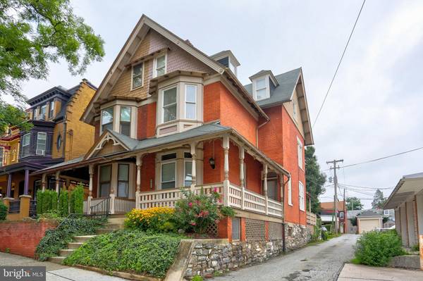 413 N CHARLOTTE ST, Lancaster, PA 17603