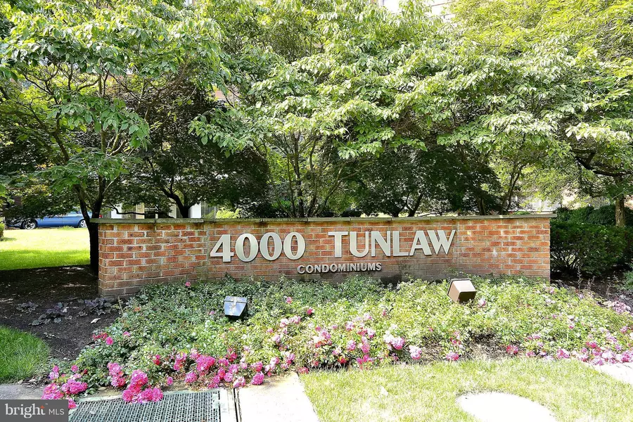 4000 TUNLAW RD NW #930, Washington, DC 20007