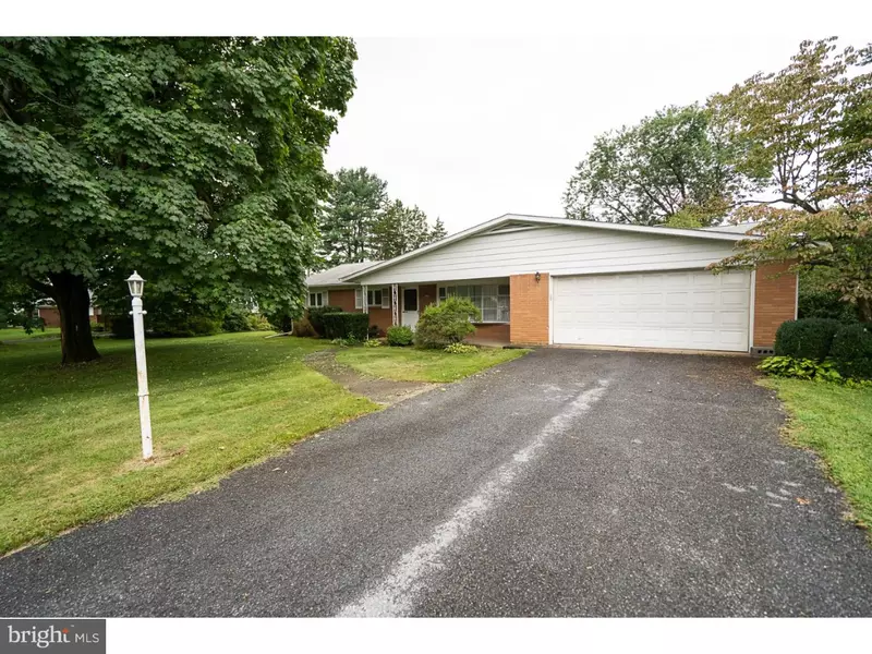 4463 DARBY ST, Center Valley, PA 18034