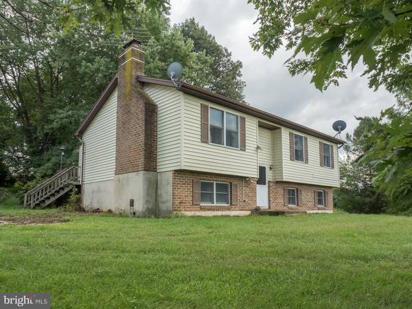 2722 BUFFALO VALLEY RD, Spring Grove, PA 17362