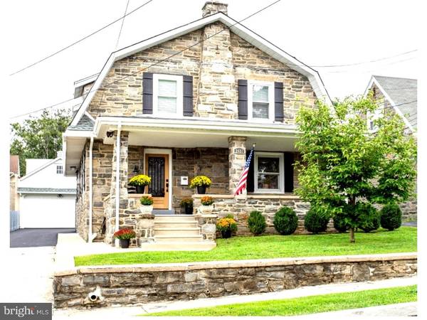 2431 CHESTNUT AVE, Ardmore, PA 19003