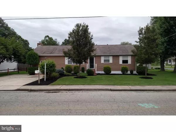 52 SALEM DR, Pennsville, NJ 08070