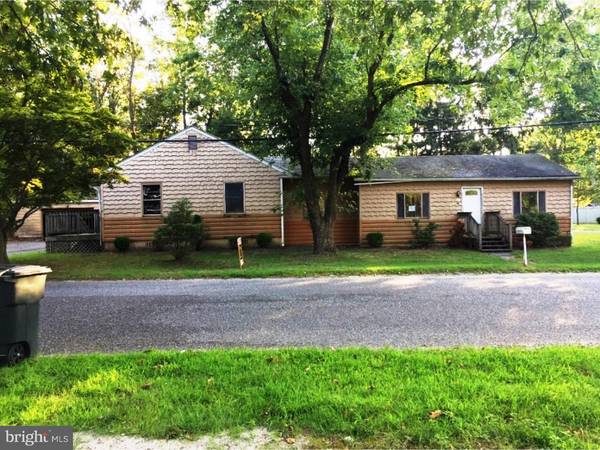 3411 S SHORE DR, Williamstown, NJ 08094