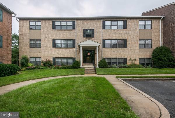 8 CHOATE CT #8F, Towson, MD 21204