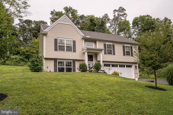 Columbia, PA 17512,528 BETTY LN