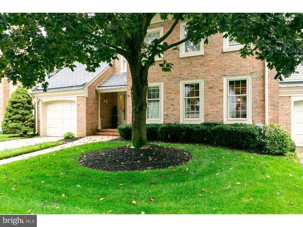 55 FOXWOOD DR, Moorestown, NJ 08057