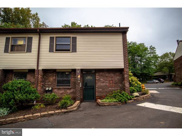 24 VILLAGE PL #24V, Hatboro, PA 19040