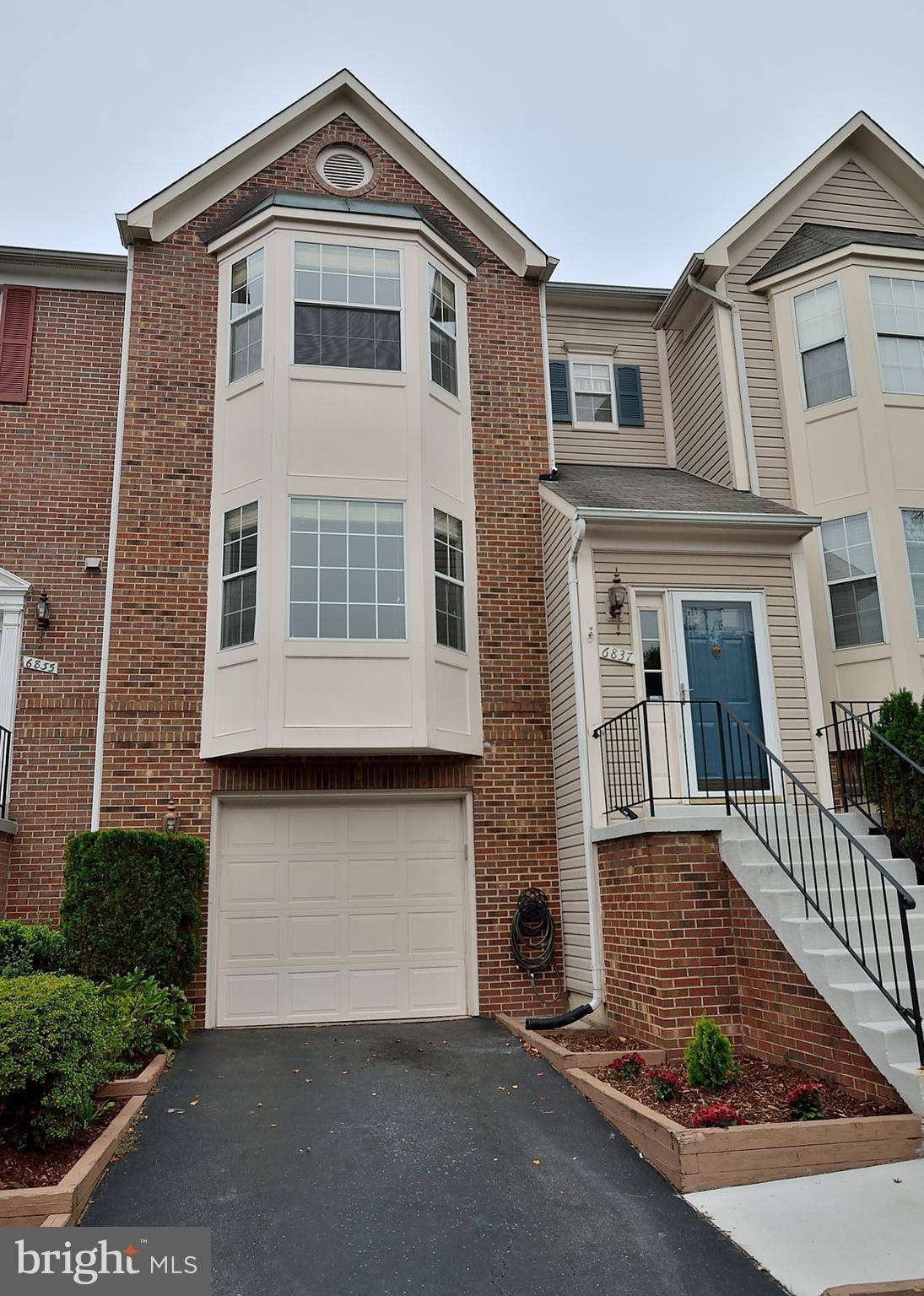 Centreville, VA 20121,6837 KERRYWOOD CIR