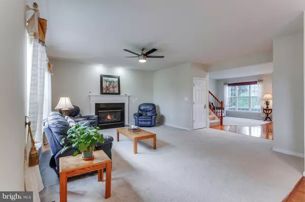 Chantilly, VA 20152,25868 SPRING FARM CIR